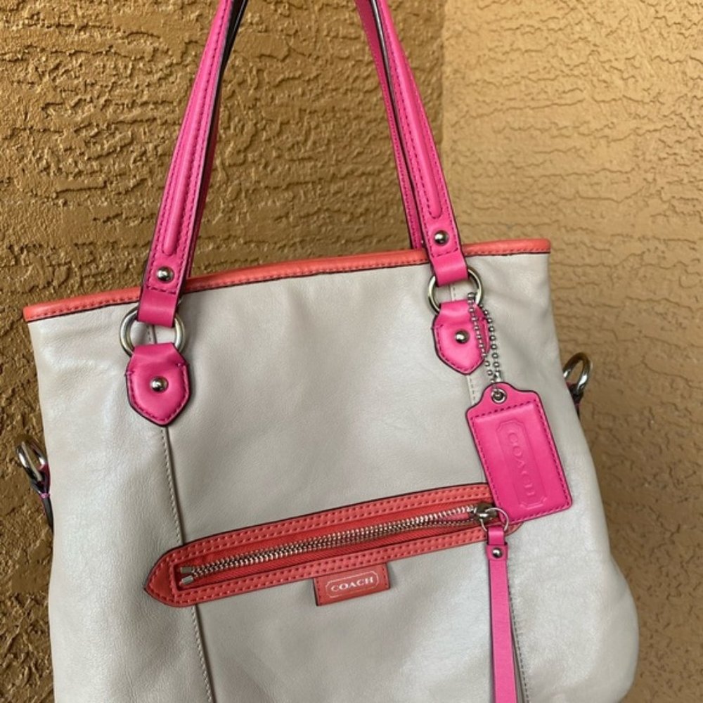 Coach Daisy Spectator Bag